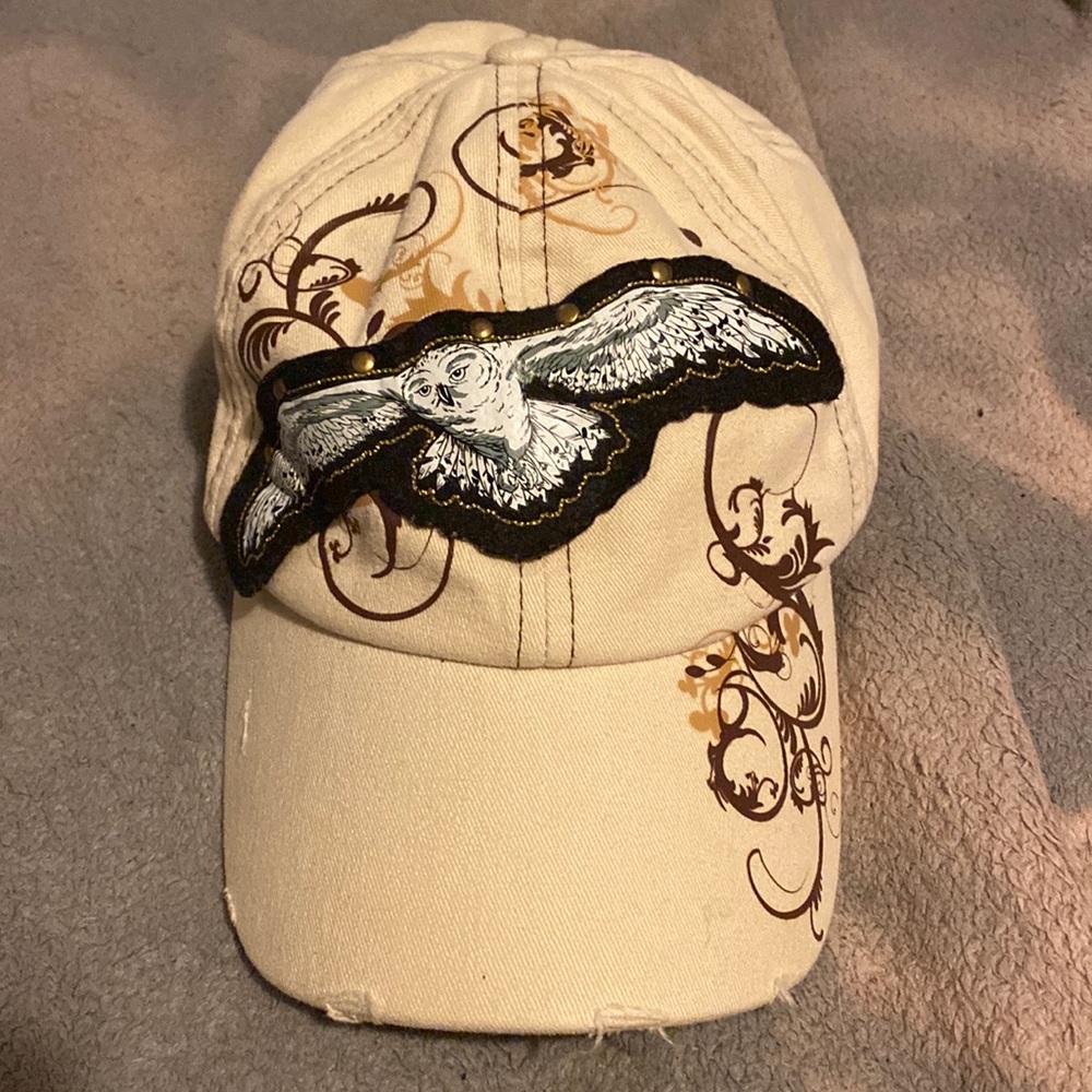 (Woman's) Harry Potter hat(has not been worn)